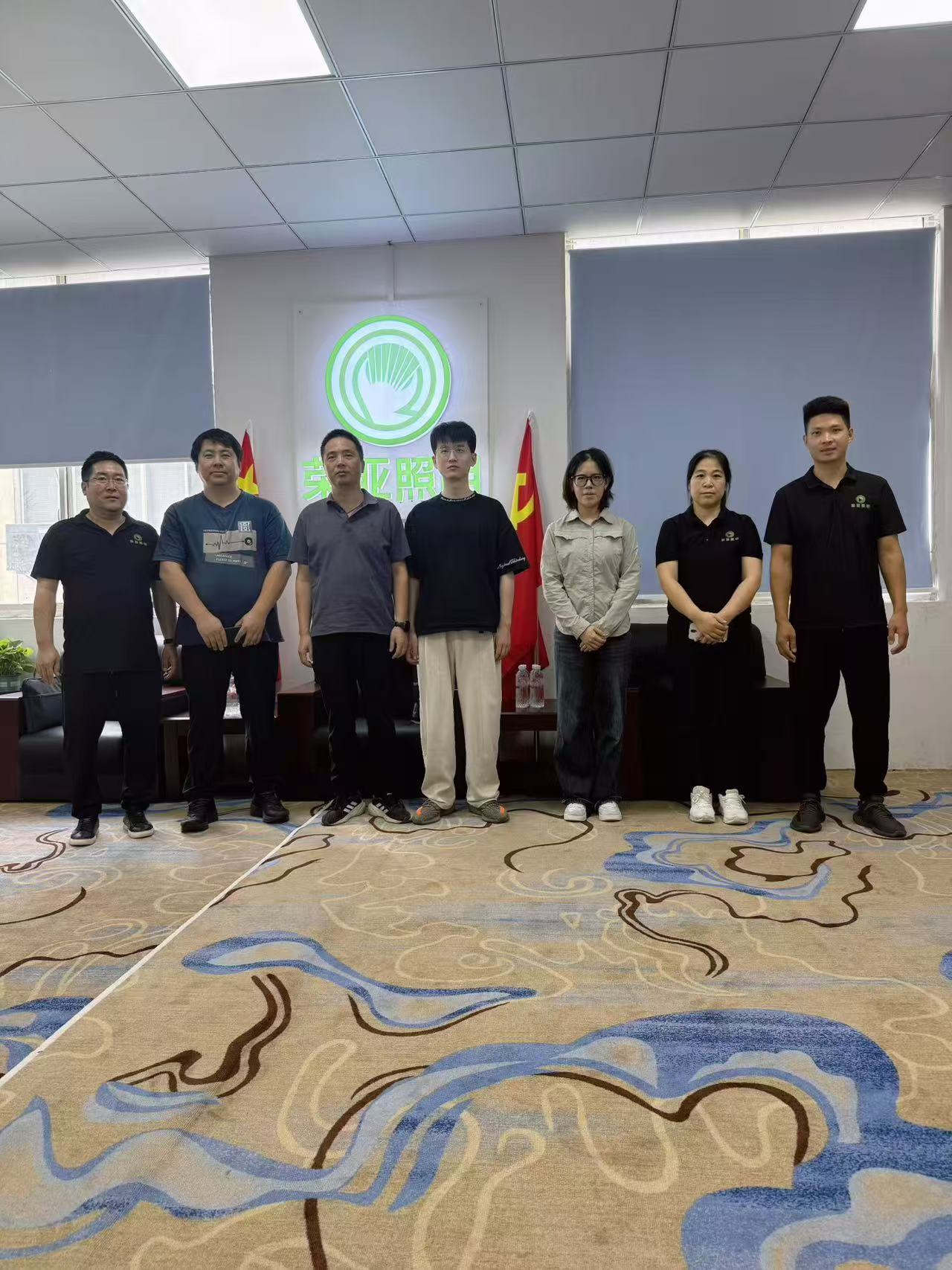 中建材子公司扬州中科和荣亚照明达成长期战略合作意向